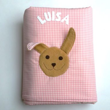 personalisierte, zweilagige Kuscheldecke  in rosa weiß kariert mit Hase 70x 95 cm