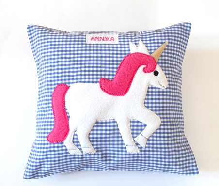 personalisiertes Kuschelkissen mit Einhorn aus Vichykarostoff 25x 28 cm